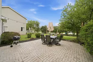 2432 Waterleaf Ln, Woodstock, IL 60098 - Photo 42