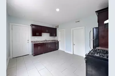 8856 S Lowe Avenue #2F, Chicago, IL 60620 - Photo 10