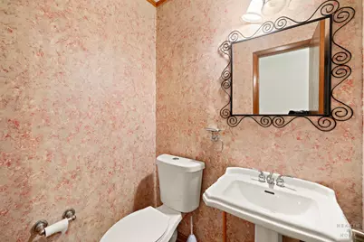 9517 Ballard Road, Crystal Lake, IL 60014 - Photo 20