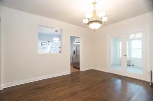 2226 W Arthur Ave, Chicago, IL 60645 - Photo 6