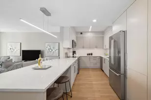 130 N Garland Ct, Chicago, IL 60602 - Photo 8