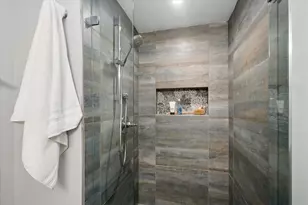 130 N Garland Ct, Chicago, IL 60602 - Photo 16