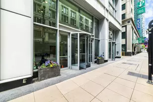 8 E Randolph St, Chicago, IL 60601 - Photo 2
