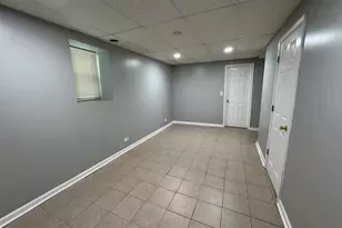 5146 W Dakin St, Chicago, IL 60641 - Photo 14