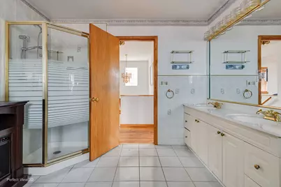 9055 S Luella Avenue, Chicago, IL 60617 - Photo 14