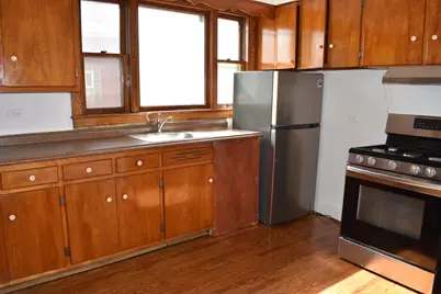 7030 W Wrightwood Avenue, Chicago, IL 60707 - Photo 8
