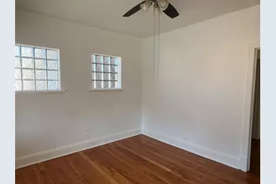 7030 W Wrightwood Avenue, Chicago, IL 60707 - Photo 12