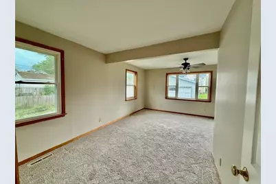 610 W Union Street, Champaign, IL 61820 - Photo 14
