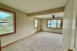610 W Union St, Champaign, IL 61820 - Photo 14