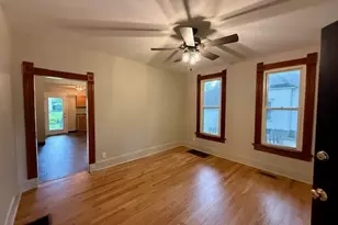 610 W Union St, Champaign, IL 61820 - Photo 2