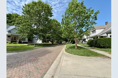 610 W Union Street, Champaign, IL 61820 - Photo 24