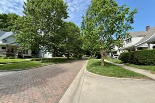 610 W Union St, Champaign, IL 61820 - Photo 24