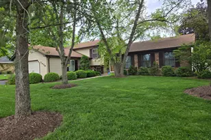 3479 N Edward Dr, Crete, IL 60417 - Photo 2