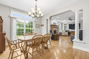 103 N Kennicott Ave, Arlington Heights, IL 60005 - Photo 14