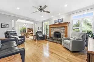 103 N Kennicott Ave, Arlington Heights, IL 60005 - Photo 16