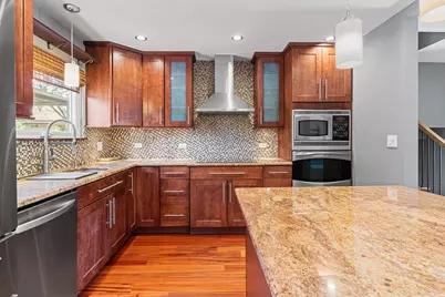 786 N Parker Street, Elmhurst, IL 60126 - Photo 8