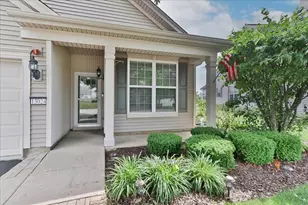 13024 Redstone Dr, Huntley, IL 60142 - Photo 2