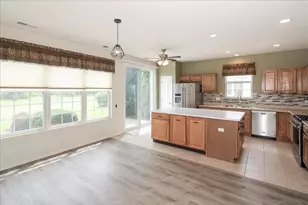 13024 Redstone Dr, Huntley, IL 60142 - Photo 14