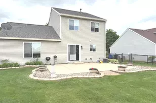1418 Ridge Rd, South Elgin, IL 60177 - Photo 32