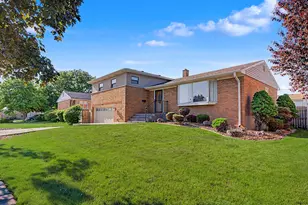 1217 Winston Dr, Melrose Park, IL 60160 - Photo 2