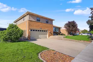 1217 Winston Dr, Melrose Park, IL 60160 - Photo 1
