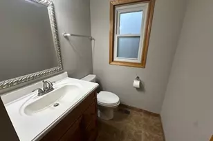 590 Alice Pl, Elgin, IL 60123 - Photo 12