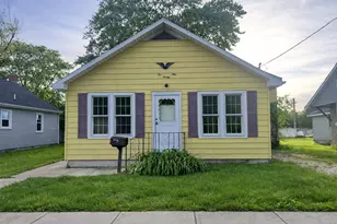 529 N 2nd St, Watseka, IL 60970 - Photo 1