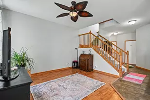24044 Walnut Cir, Plainfield, IL 60585 - Photo 4