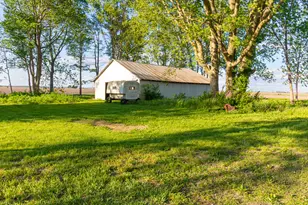 30624 Gils Rd, Minier, IL 61759 - Photo 24