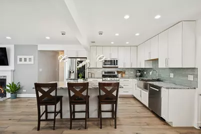 637 Hibbard Road, Wilmette, IL 60091 - Photo 8