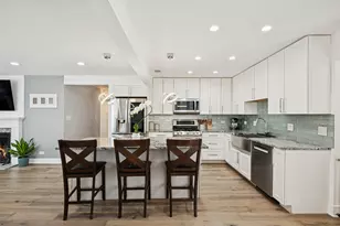 637 Hibbard Rd, Wilmette, IL 60091 - Photo 8