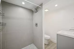 637 Hibbard Rd, Wilmette, IL 60091 - Photo 20
