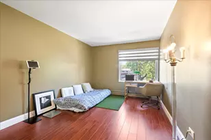 920 E Old Willow Rd, Prospect Heights, IL 60070 - Photo 10
