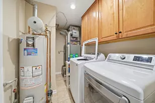 540 Milan Ln, Hoffman Estates, IL 60169 - Photo 20