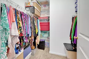 635 Perrie Dr, Elk Grove Village, IL 60007 - Photo 12