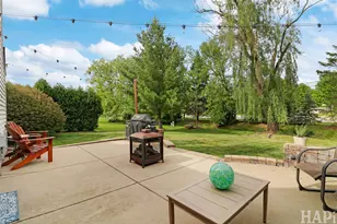 326 Garrison Cir, Port Barrington, IL 60010 - Photo 38