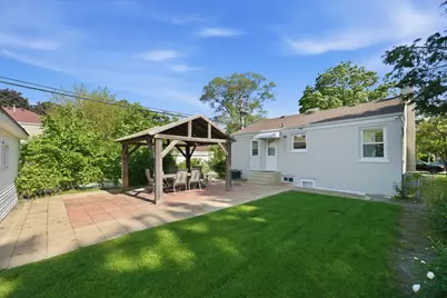 5216 Arcadia Avenue, Skokie, IL 60077 - Photo 10