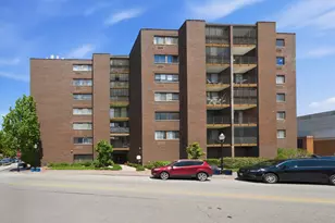 11 W Green St, Bensenville, IL 60106 - Photo 1
