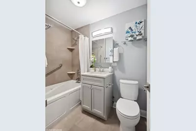 6301 N Sheridan Road #19D, Chicago, IL 60660 - Photo 10