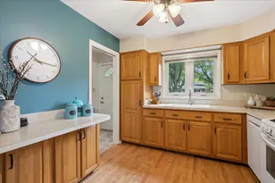 314 Drake St, Libertyville, IL 60048 - Photo 6