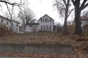 317 Clark St, Marseilles, IL 61341 - Photo 2