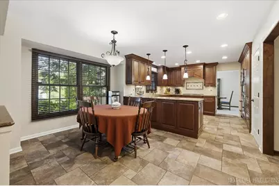 530 Olesen Drive, Naperville, IL 60540 - Photo 8