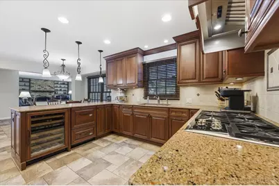 530 Olesen Drive, Naperville, IL 60540 - Photo 6