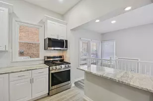 5718 W Superior St, Chicago, IL 60644 - Photo 12