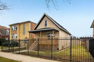 5718 W Superior St, Chicago, IL 60644 - Photo 2