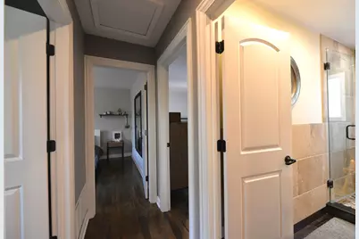 3902 N Galesburg Avenue, Arlington Heights, IL 60004 - Photo 18
