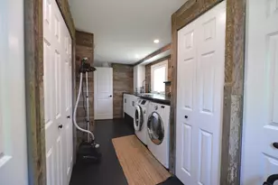 3902 N Galesburg Ave, Arlington Heights, IL 60004 - Photo 22