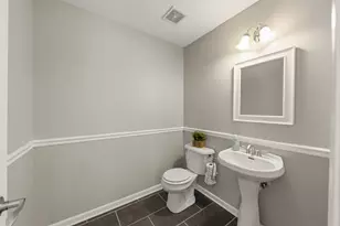 2255 Hudson Cir, Aurora, IL 60502 - Photo 14