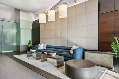 240 E Illinois Street #2401, Chicago, IL 60611 - Photo 22