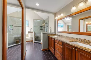 2012 Cromwell Dr, Wheaton, IL 60189 - Photo 22
